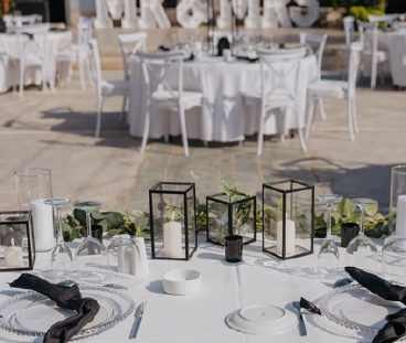 Geo Column Centrepieces
