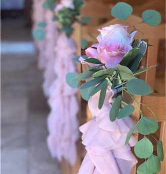 Aisle End Decor