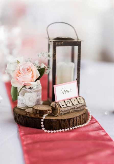 Rustic Lantern Rose Log