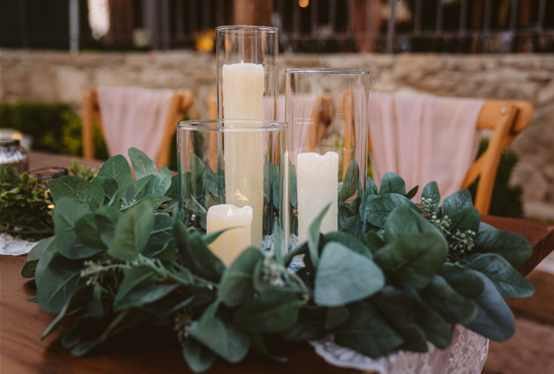 Glassware & Artificial Candles Eucalyptus Foliage Ring