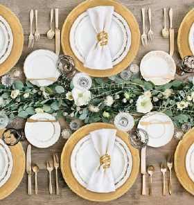Gold Plastic Charger Plate Diameter 33CM