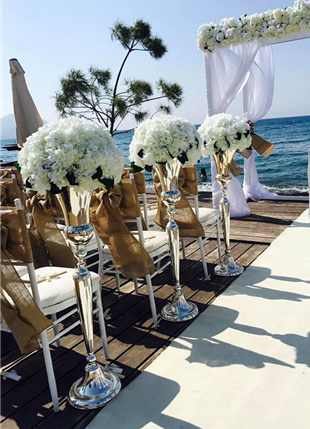 Hydrangea Trumpet Stands Floor Standing Silver Trumpet Stands With Hydrangea Flower Tops Ivory