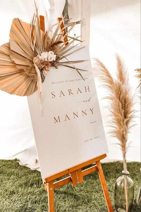 Ferns & Palms Welcome Sign & Easel